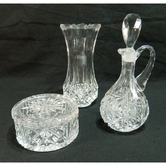 Cut Crystal Vanity Set: Decanter Vase Stopper & Wedgewood Lidded Trinket Box - Picture 2 of 16